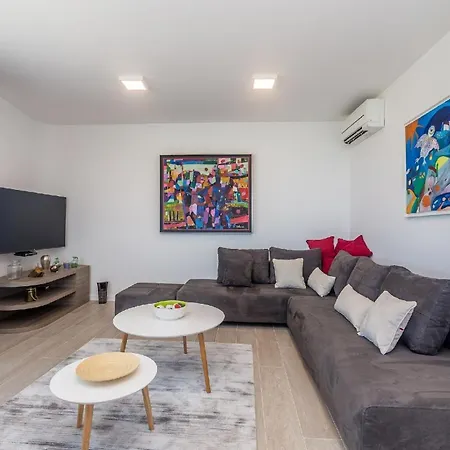 Apartment Fuer 6 Personen Ca 90 Qm In Zidarici, Kvarner Bucht Krk
